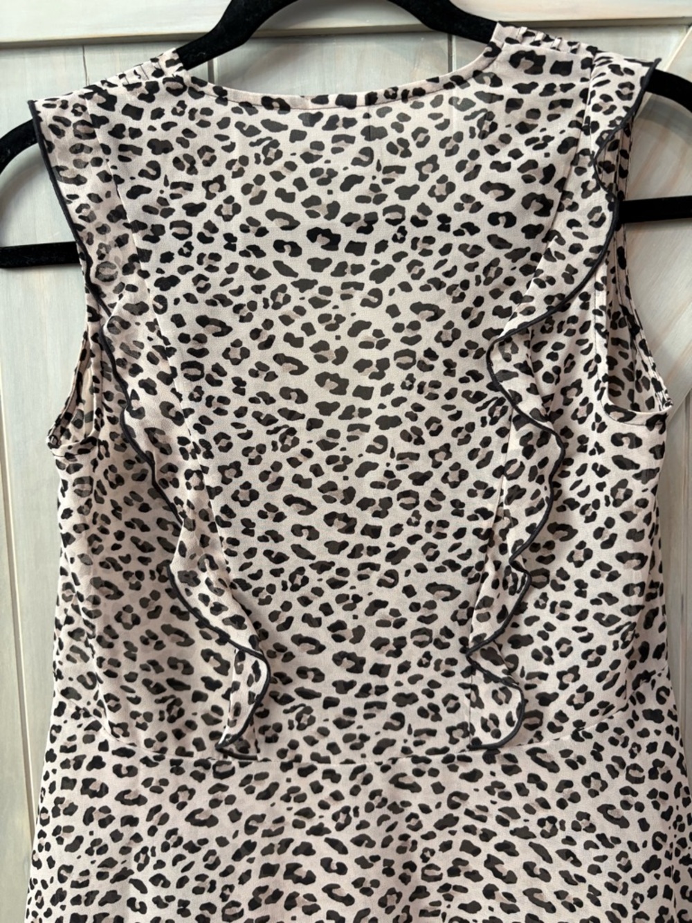 Cabi Sleeveless Animal Print V-Neck Top - Picture 6 of 8